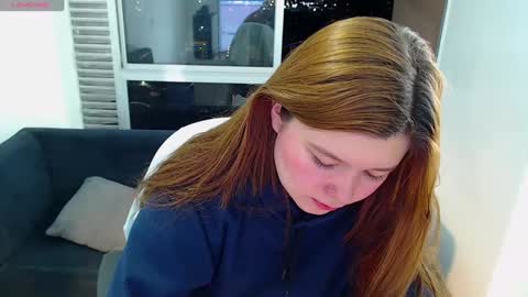 Snapshot of olivia_martine chatting on 12.11.24 olivia_martine online show from 12.11.24