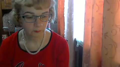 Olivia Mia online show from 03.31.26