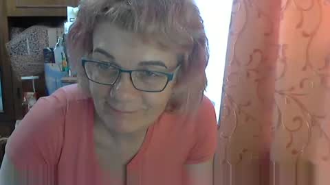 Olivia Mia online show from 05.25.26