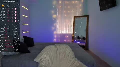 Olivia online show from 03.11.25