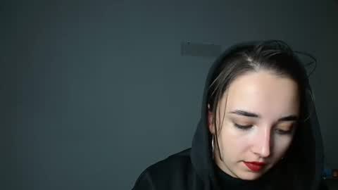 Olivia online show from 11.19.25