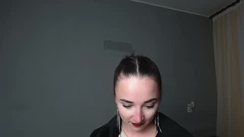 Snapshot of olivia_oliv chatting on 05.14.26 Olivia online show from 05.14.26
