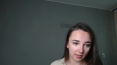 Snapshot of olivia_oliv chatting on 05.15.26 Olivia online show from 05.15.26