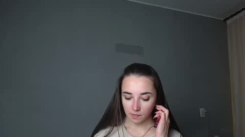 Snapshot of olivia_oliv chatting on 05.15.26 Olivia online show from 05.15.26
