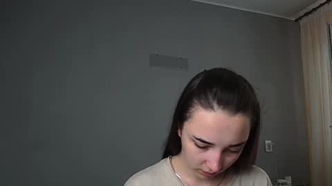 Snapshot of olivia_oliv chatting on 05.16.26 Olivia online show from 05.16.26