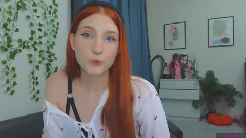  OLIVIA    online show from 11.24.25