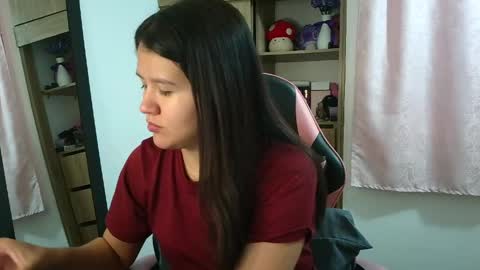 Snapshot of olivia_watson_ chatting on 04.22.26 Olivia online show from 04.22.26