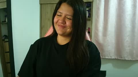Snapshot of olivia_watson_ chatting on 04.27.26 Olivia online show from 04.27.26