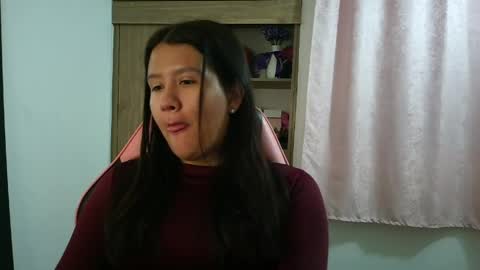 Snapshot of olivia_watson_ chatting on 05.22.26 Olivia online show from 05.22.26