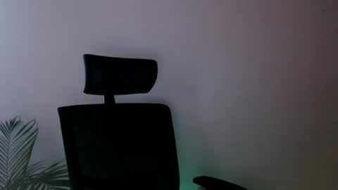 oliviaaa__ online show from 03.26.26