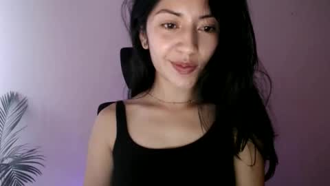 Snapshot of oliviaaa__ chatting on 05.22.26 oliviaaa__ online show from 05.22.26