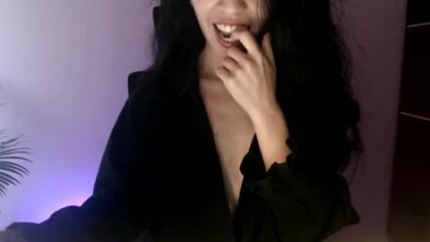 Snapshot of oliviaaa__ chatting on 06.04.26 oliviaaa__ online show from 06.04.26