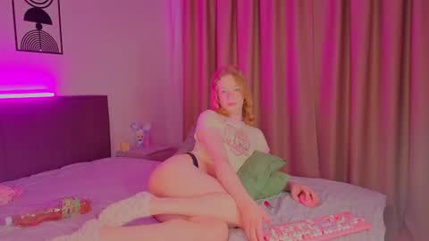oliviaapink online show from 06.14.26