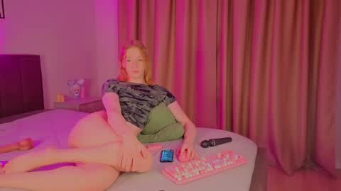 oliviaapink online show from 07.31.26