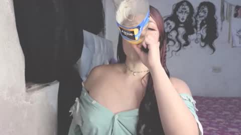 oliviabluee10 online show from 11.29.25