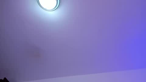 OLIVIA online show from 12.04.24