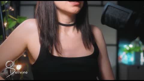 Olivia online show from 02.09.25