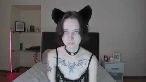 Snapshot of oliviaflex chatting on 11.29.25 Rica online show from 11.29.25