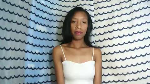 oliviah27 online show from 12.15.25