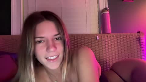 Snapshot of oliviahansleyy chatting on 01.09.25 Olivia online show from 01.09.25