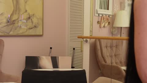 OliviaSway online show from 01.30.25