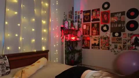 Kylie online show from 12.05.25