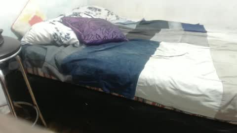 Snapshot of oly10022020 chatting on 01.13.25 OlySantos online show from 01.13.25