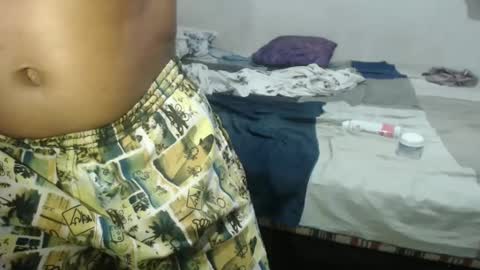 Snapshot of oly10022020 chatting on 01.17.25 OlySantos online show from 01.17.25