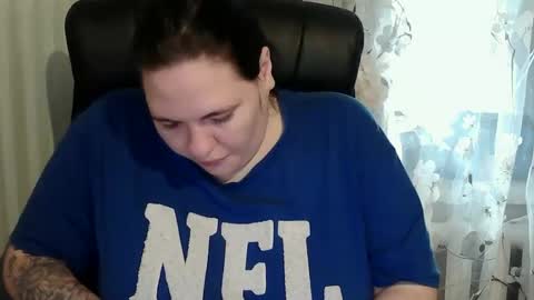 OlyaAndNetty online show from 10.23.25