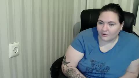 OlyaAndNetty online show from 11.07.25