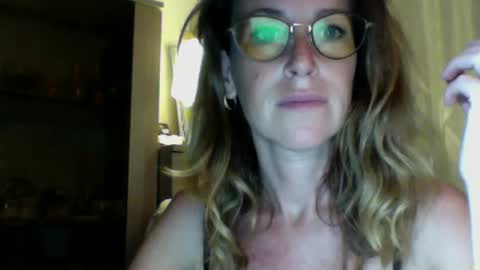 olyra11 online show from 06.11.26