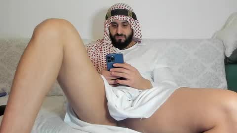 Snapshot of omar_xoxo chatting on 01.30.25 Omar online show from 01.30.25