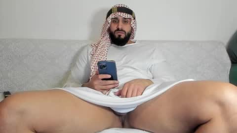 Snapshot of omar_xoxo chatting on 02.25.25 Omar online show from 02.25.25