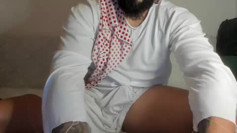 Snapshot of omar_xoxo chatting on 09.13.25 Omar online show from 09.13.25