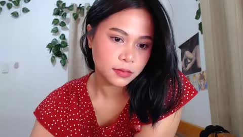 Snapshot of omariaennaid chatting on 12.08.24 Angel online show from 12.08.24