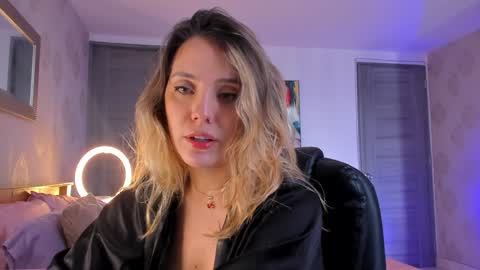 Snapshot of omstudio1994 chatting on 01.06.25 Martina Ricci online show from 01.06.25