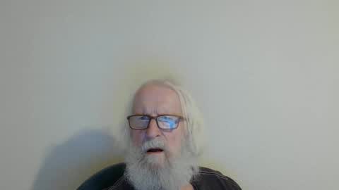 Somewhere over the rainbow online show from 10.22.25