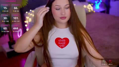 L A Y A online show from 10.10.25