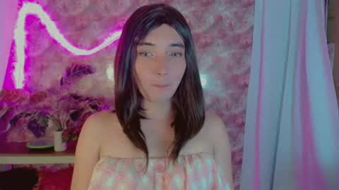 Snapshot of onelesslonelygirl69 chatting on 08.06.26 KLIER online show from 08.06.26