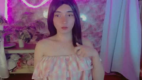 Snapshot of onelesslonelygirl69 chatting on 08.06.26 KLIER online show from 08.06.26
