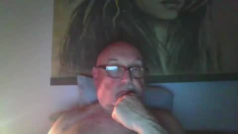 Snapshot of onemoretimebis chatting on 05.21.26 Onemoretimebis online show from 05.21.26