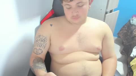 Andres INDEPENDENT MODEL online show from 02.18.25