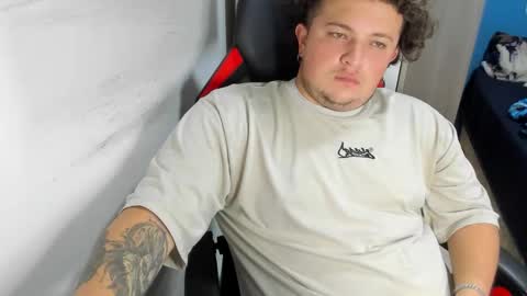 Andres INDEPENDENT MODEL online show from 12.02.25