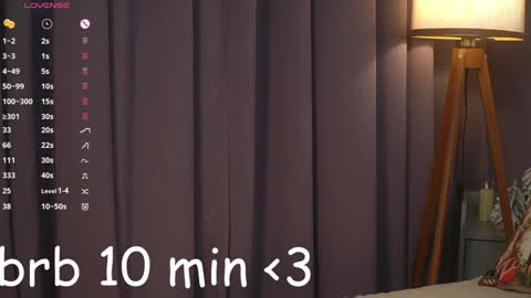 Snapshot of oniif chatting on 12.13.24 Kassie online show from 12.13.24