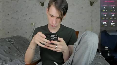 Erick  online show from 04.18.26