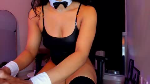 misssaray official online show from 10.19.25