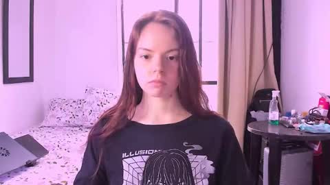 only_sarah1 online show from 09.30.25