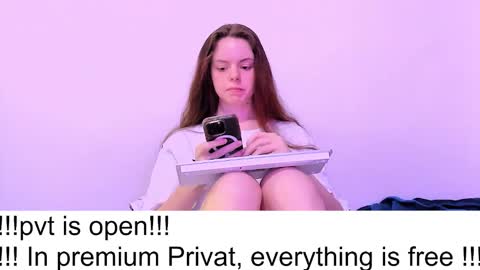 only_sarah1 online show from 10.23.25