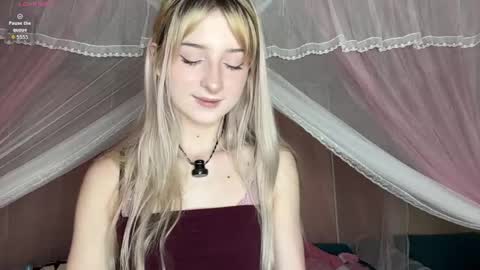Snapshot of onlyeva1 chatting on 05.23.26 Eva online show from 05.23.26