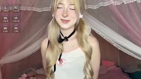 Snapshot of onlyeva1 chatting on 07.18.26 Eva online show from 07.18.26